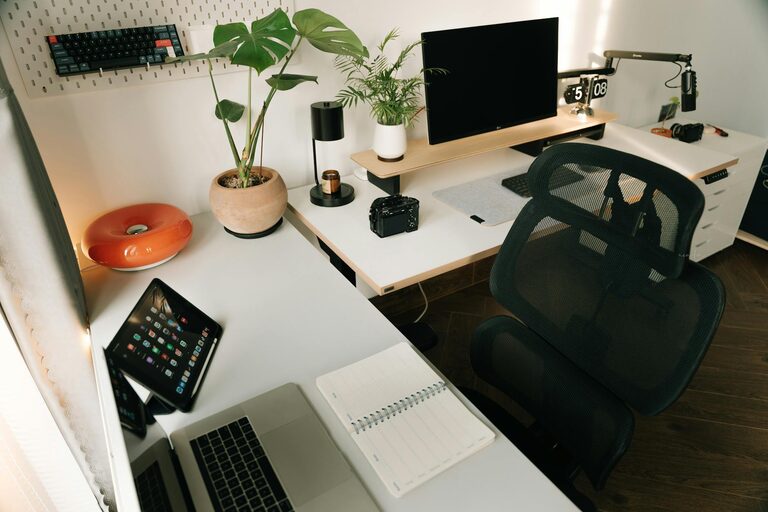 Simple Tips for Organizing Your Home Office to Boost Productivity and Comfort